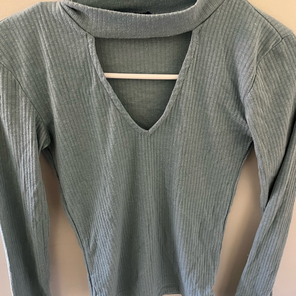 Light blue aeropostal cut out top